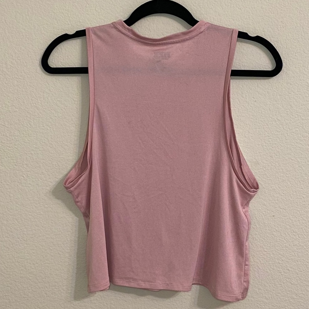 💗Pink Crop💗 - Picture 4 of 5